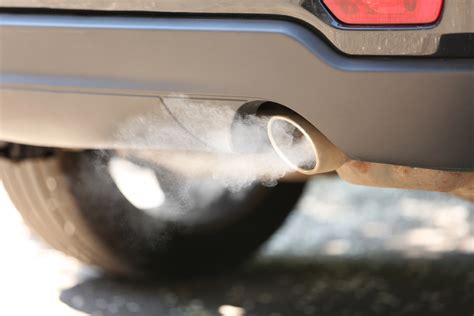 can a car exhaust leak cause carbon monoxide poisoning|Vehicle exhaust emissions in motor vehicle repair